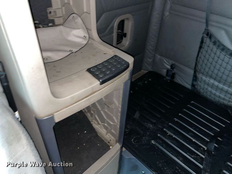 image for item NY9875 2016 Freightliner Cascadia 125  semi truck