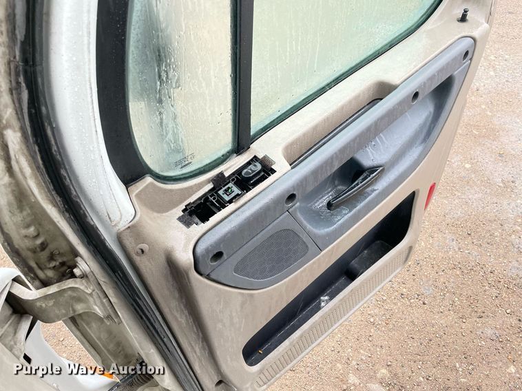 image for item NY9875 2016 Freightliner Cascadia 125  semi truck