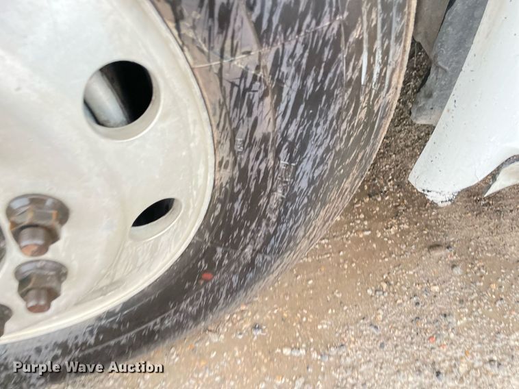 image for item NY9875 2016 Freightliner Cascadia 125  semi truck