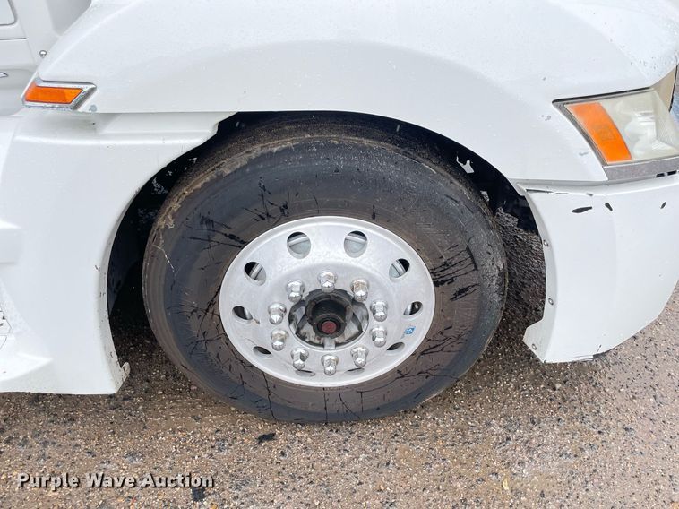 image for item NY9876 2016 Western Star 5700XE  semi truck