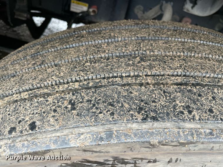 image for item NY9877 2018 Freightliner Cascadia 125  semi truck