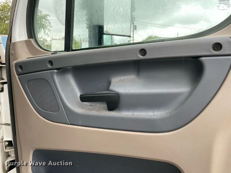 image for item NY9878 2018 Freightliner Cascadia 125  semi truck