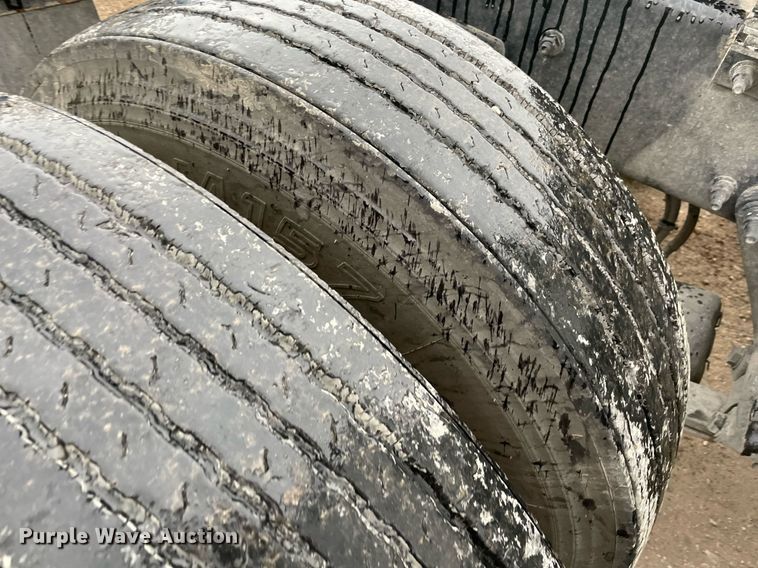 image for item NY9878 2018 Freightliner Cascadia 125  semi truck