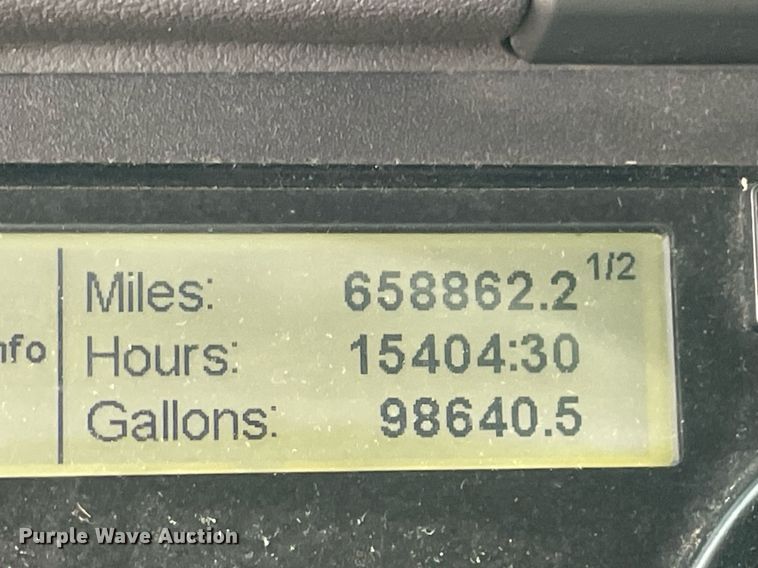 image for item NY9879 2018 Freightliner Cascadia 125  semi truck