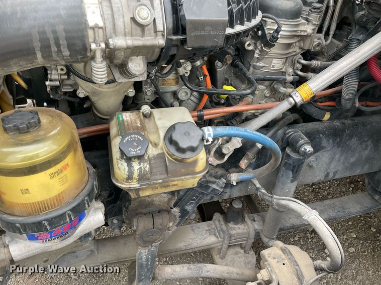 image for item NY9881 2016 Western Star 5700XE  semi truck