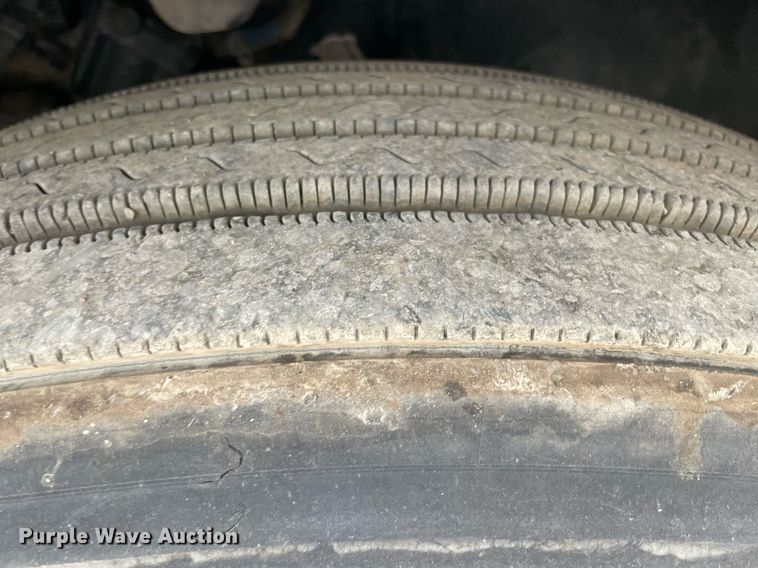 image for item NY9881 2016 Western Star 5700XE  semi truck