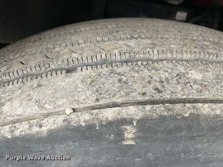 image for item NY9881 2016 Western Star 5700XE  semi truck