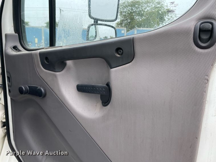 image for item NY9882 2012 Freightliner Business Class M2 106  box truck