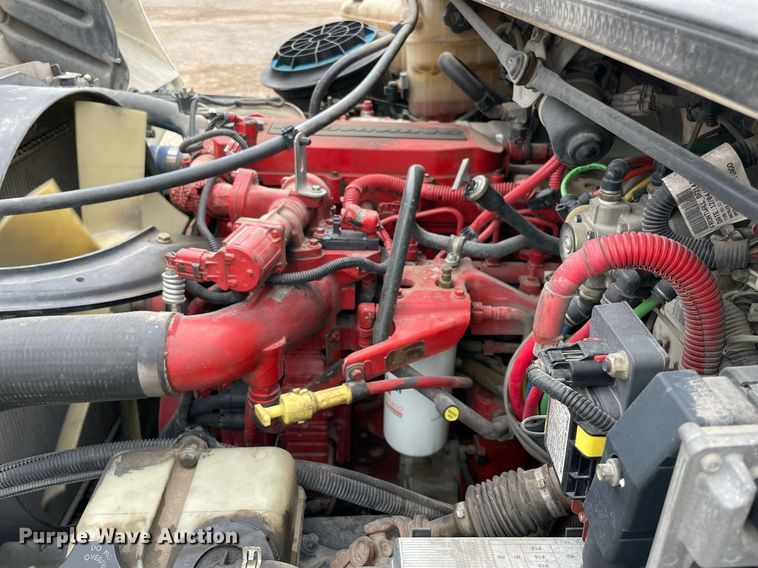 image for item NY9882 2012 Freightliner Business Class M2 106  box truck