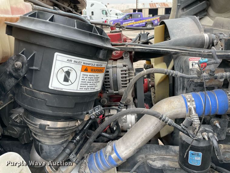 image for item NY9882 2012 Freightliner Business Class M2 106  box truck