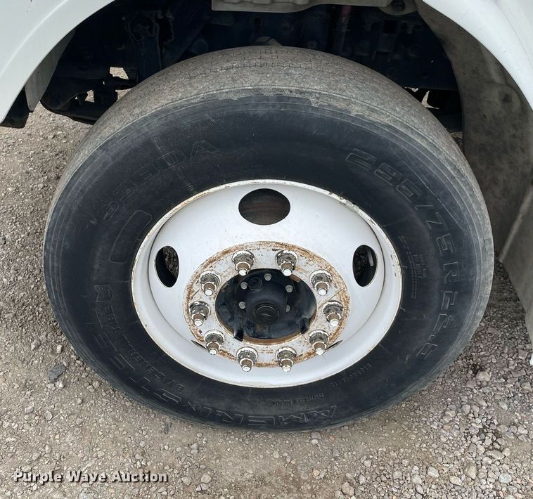 image for item NY9882 2012 Freightliner Business Class M2 106  box truck