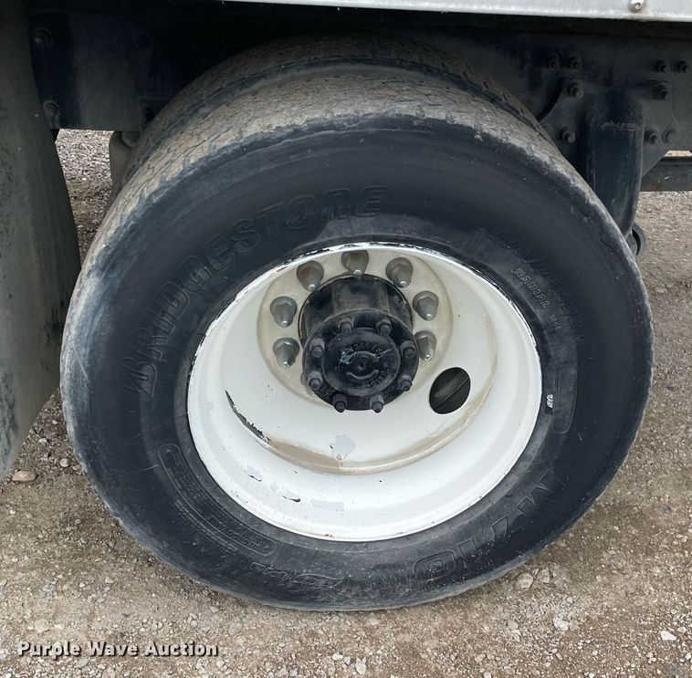 image for item NY9882 2012 Freightliner Business Class M2 106  box truck