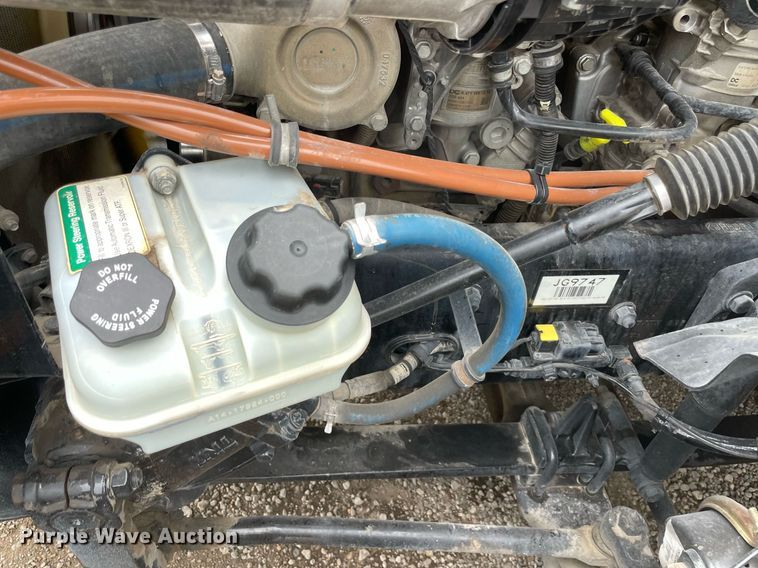 image for item NY9884 2018 Freightliner Cascadia 126SLP  semi truck