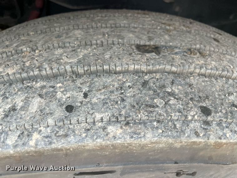 image for item NY9884 2018 Freightliner Cascadia 126SLP  semi truck