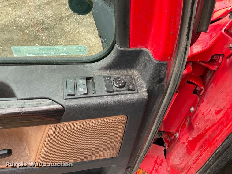 image for item NY9885 2018 Freightliner Cascadia 126SLP  semi truck