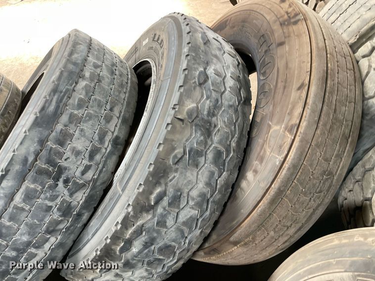 image for item NY9888 Tires and wheels