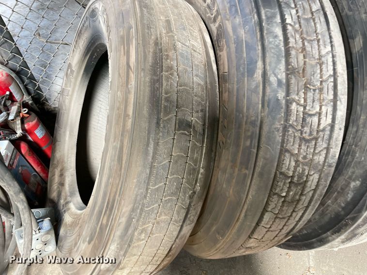 image for item NY9888 Tires and wheels