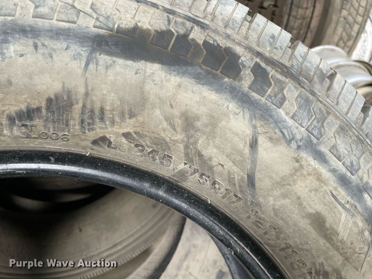 image for item NY9888 Tires and wheels