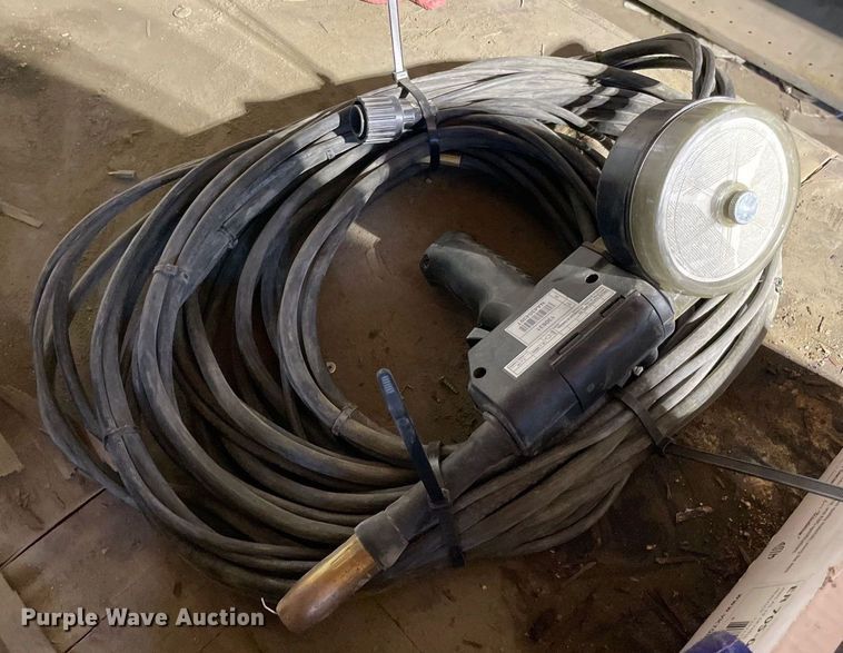 image for item NY9890 Miller Millermatic 252  welder