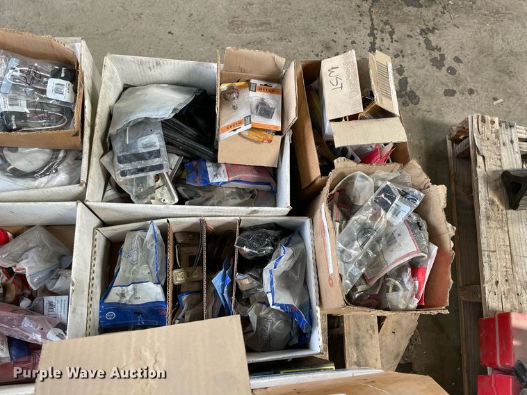 image for item NY9892 Truck parts