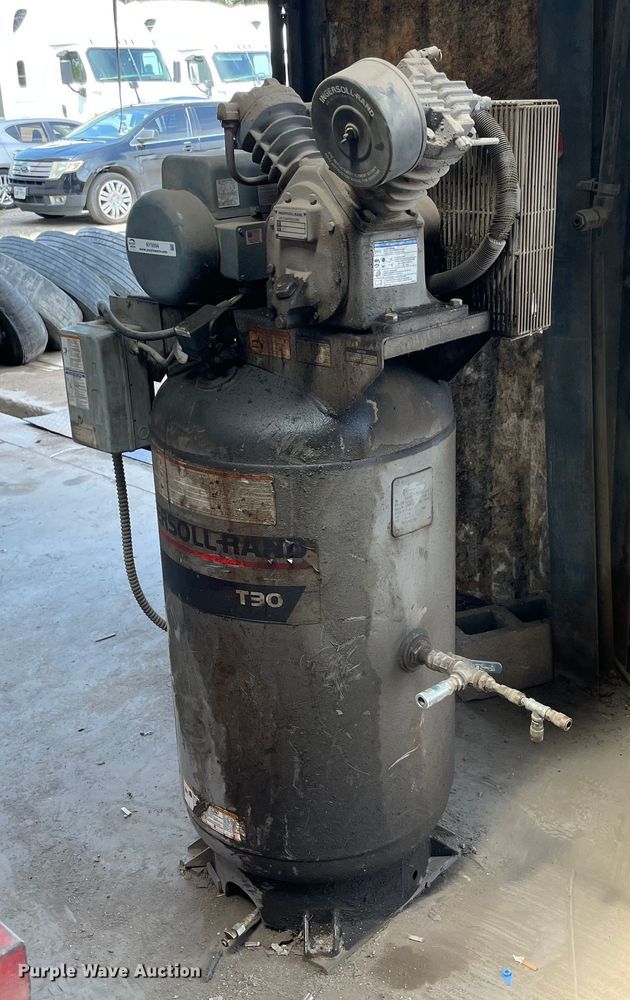 image for item NY9894 Ingersoll Rand T30  air compressor