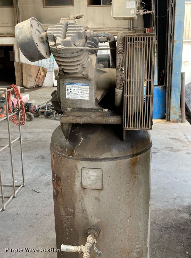 image for item NY9894 Ingersoll Rand T30  air compressor