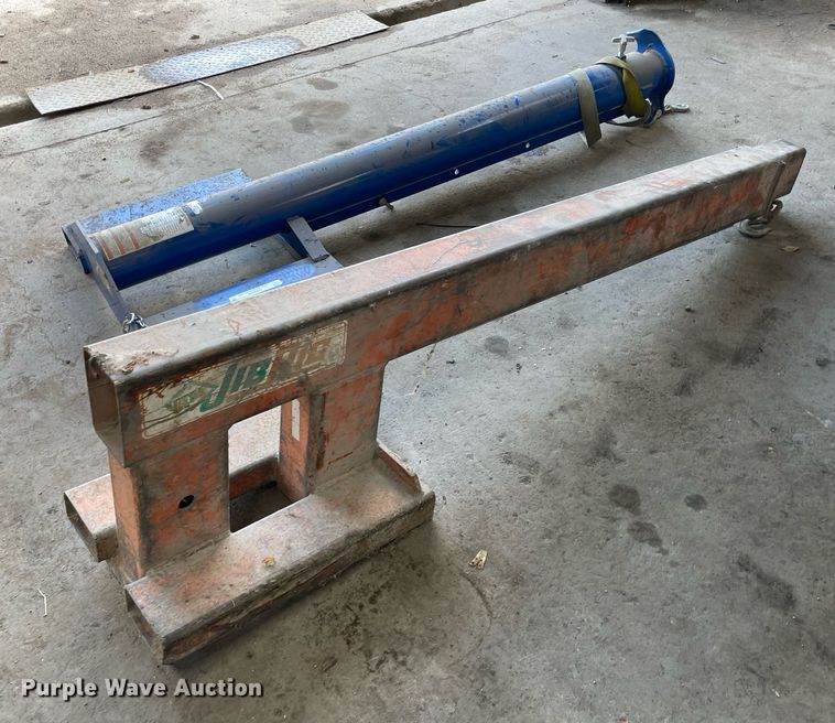 image for item NY9896 (2) forklift booms