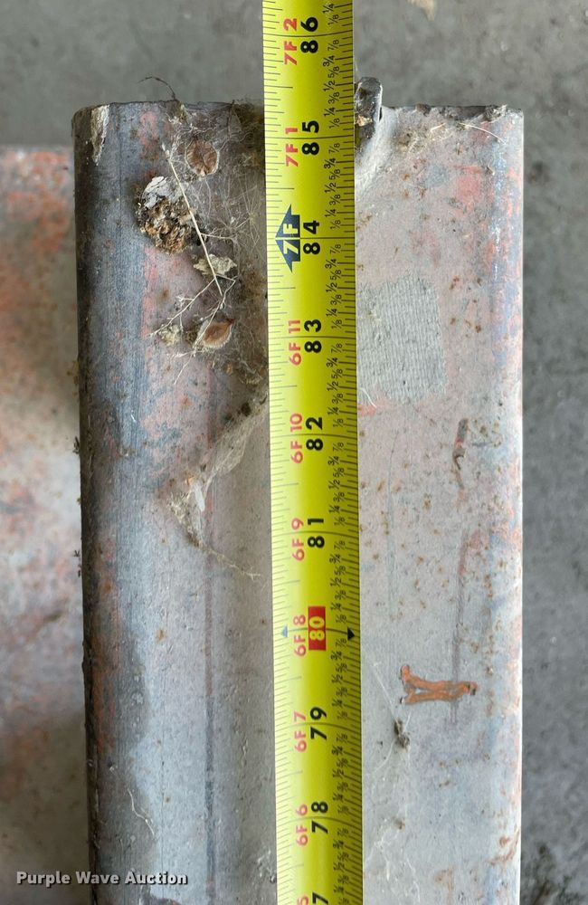 image for item NY9896 (2) forklift booms