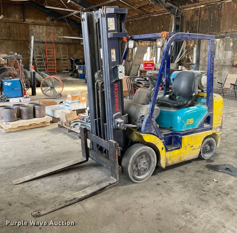 image for item NY9898 Komatsu 25  forklift