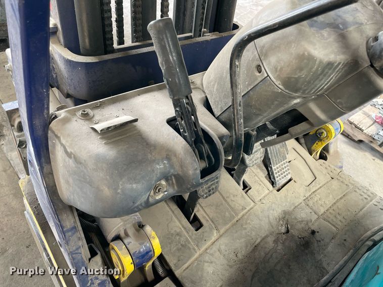 image for item NY9898 Komatsu 25  forklift