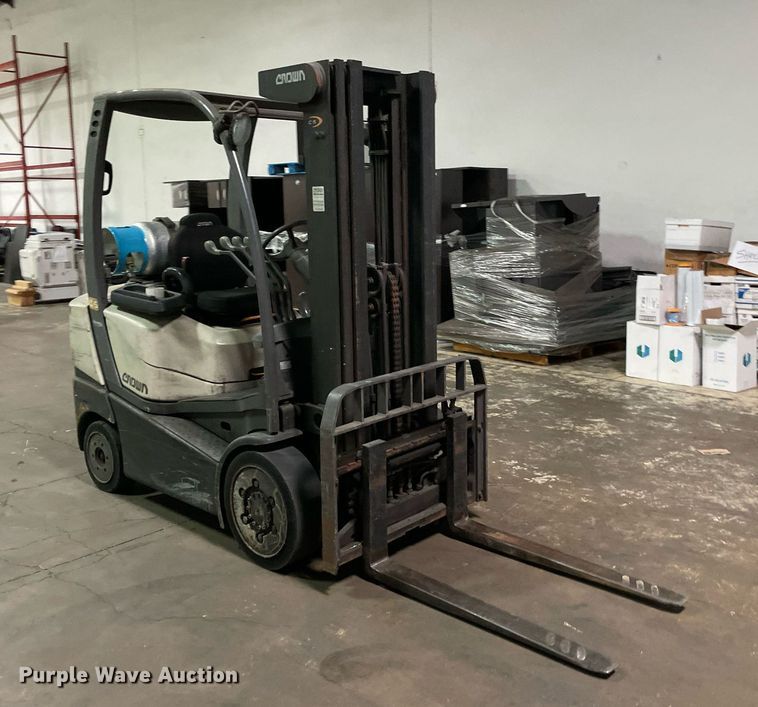image for item NY9901 Crown  forklift