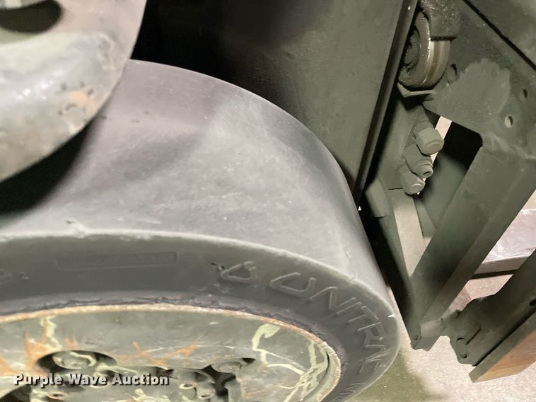 image for item NY9901 Crown  forklift