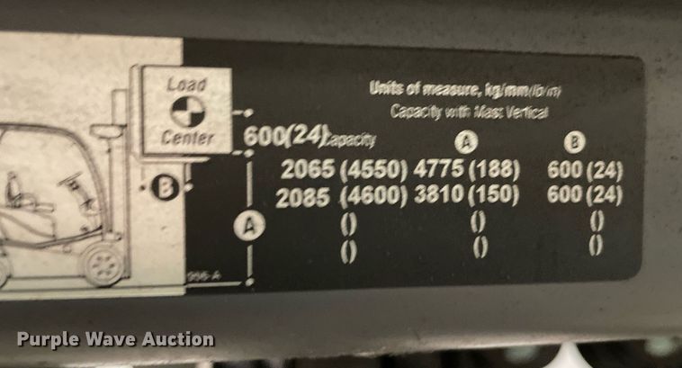 image for item NY9901 Crown  forklift