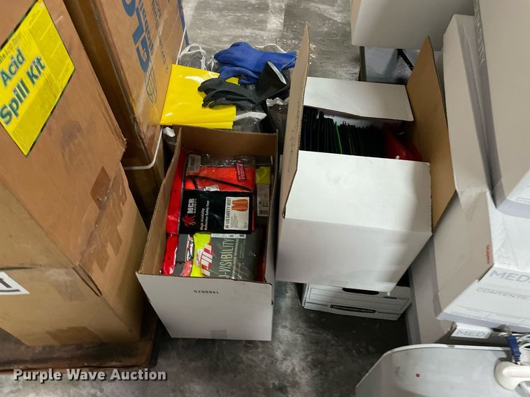 image for item NY9904 Office supplies and equipment