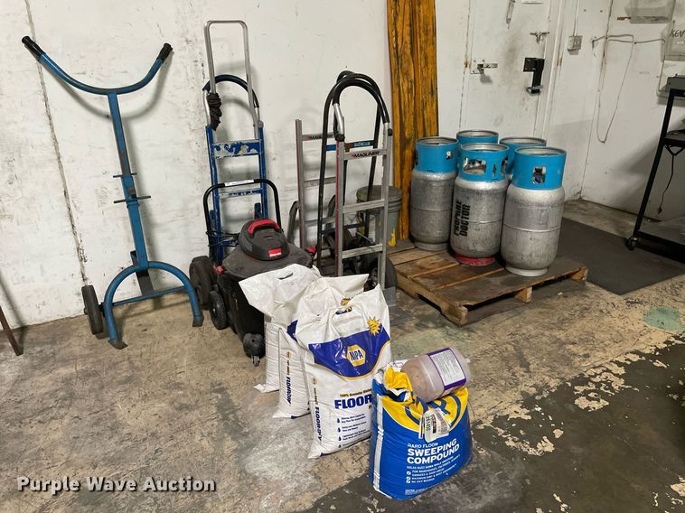 image for item NY9909 Tools