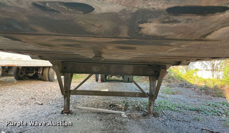 image for item NY9981 1993 Stoughton GVW-Z-455T-S-C  dry van trailer