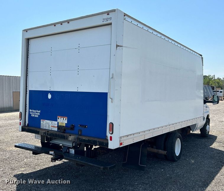 image for item DH7337 2012 Ford E450 Super Duty  box truck