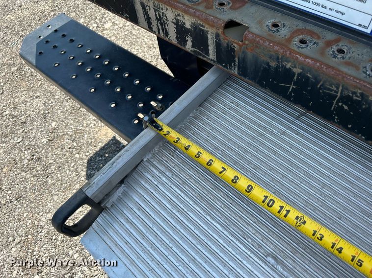 image for item DH7337 2012 Ford E450 Super Duty  box truck