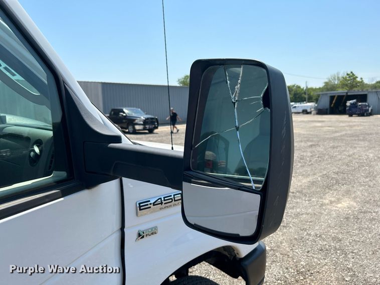 image for item DH7337 2012 Ford E450 Super Duty  box truck