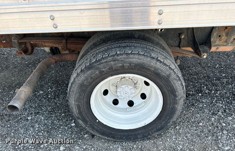 image for item DH7337 2012 Ford E450 Super Duty  box truck