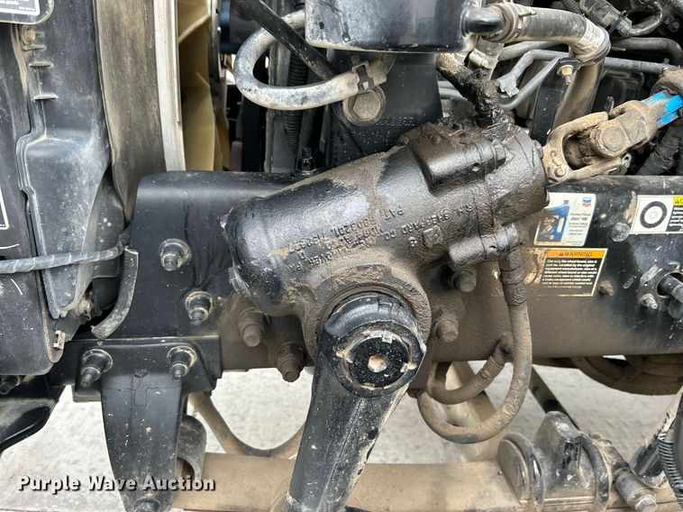 image for item DJ6335 2018 Peterbilt 337  semi truck