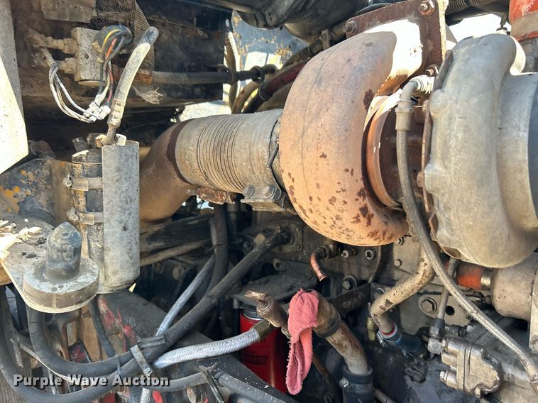 image for item DJ6339 1989 Kenworth T800  truck cab and chassis