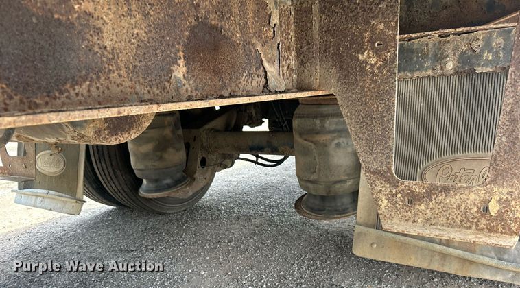 image for item DJ6340 2006 Fontaine  drop deck trailer