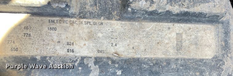 image for item DK2517 2006 Mack CHN613  semi truck