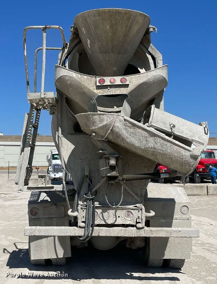 image for item DM0376 2007 Mack CV713  ready mix truck