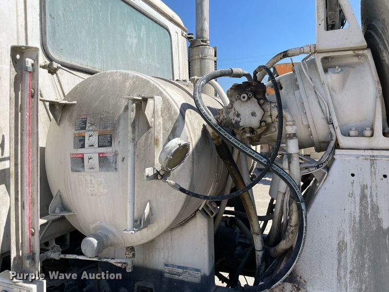 image for item DM0376 2007 Mack CV713  ready mix truck