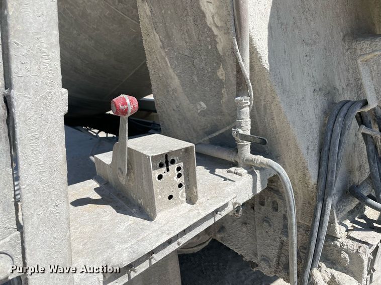 image for item DM0376 2007 Mack CV713  ready mix truck