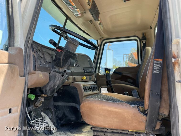 image for item DM0376 2007 Mack CV713  ready mix truck