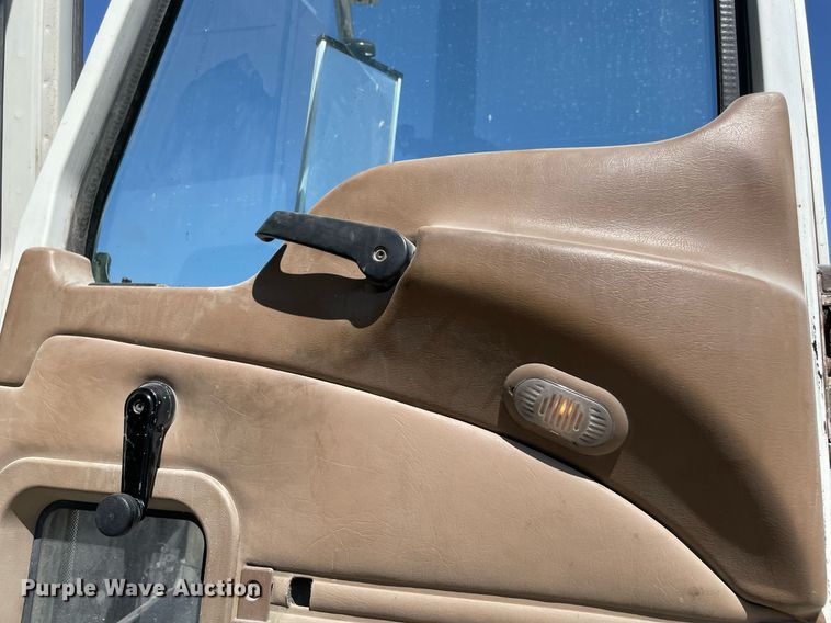 image for item DM0376 2007 Mack CV713  ready mix truck