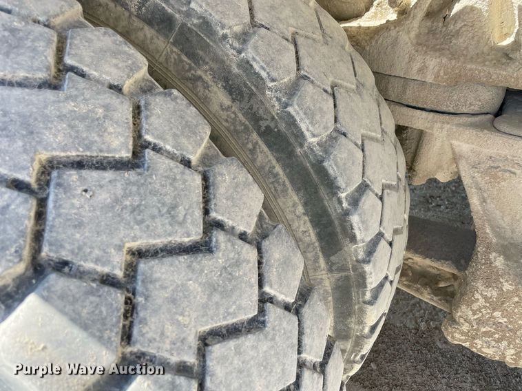 image for item DM0376 2007 Mack CV713  ready mix truck